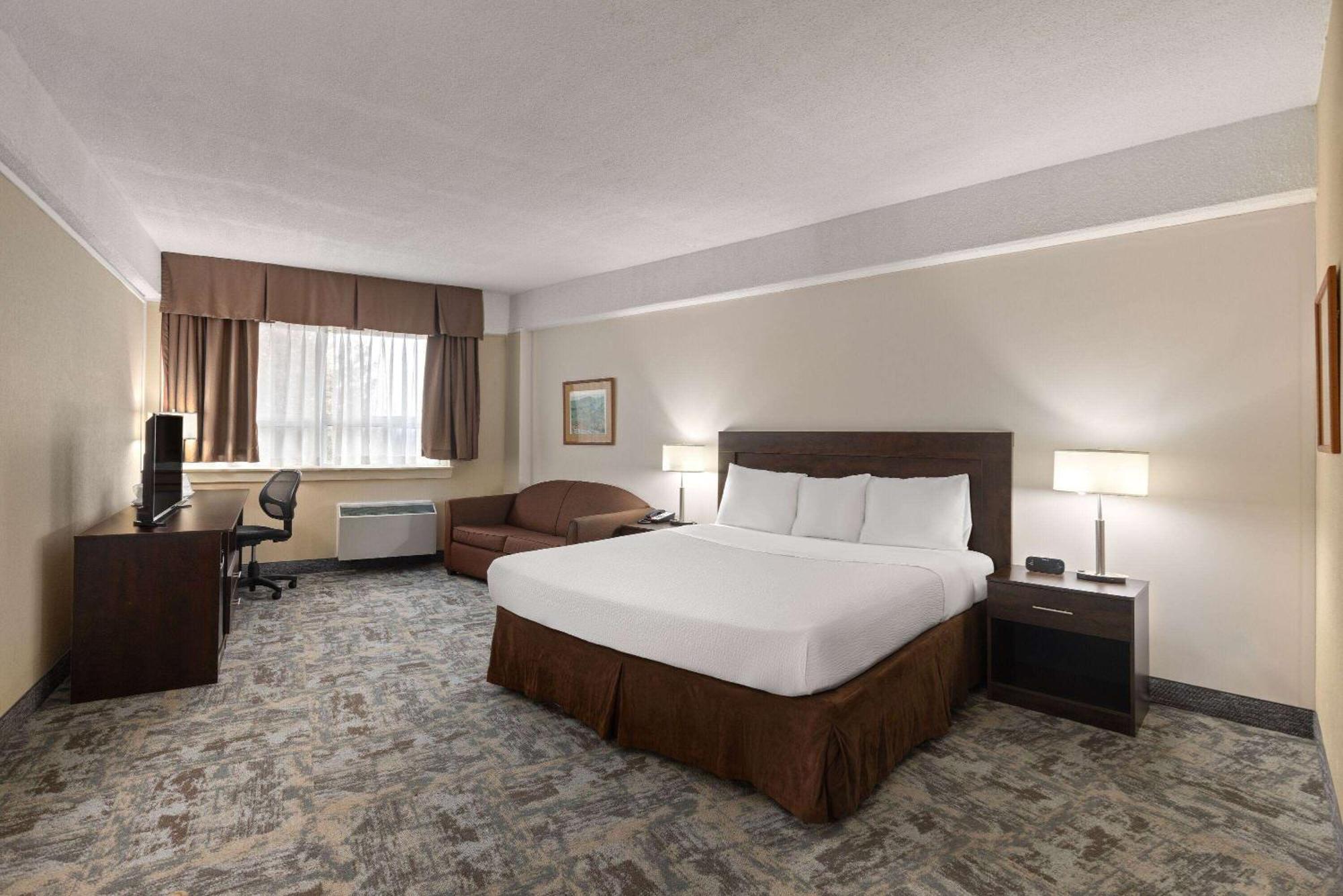Travelodge By Wyndham Thunder Bay On Exterior photo